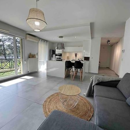 Charmant T3 Moderne Climatise Villeurbanne Luaran gambar