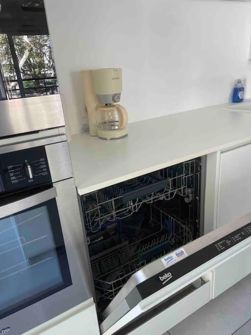 Charmant T3 Moderne Climatise Villeurbanne Luaran gambar